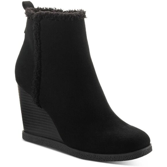 Size 6.5, 8.5, 11 - SUN + STONE Camillia Faux Fur Wedge Boots NEW $80 msrp - Picture 1 of 7